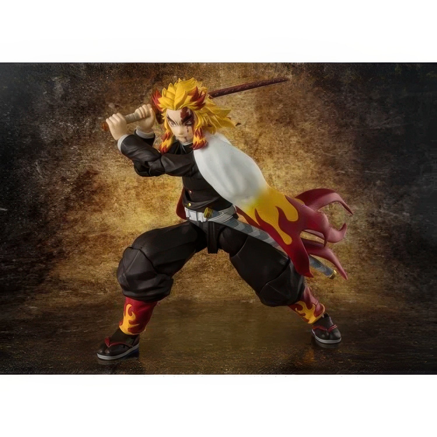 Demon Slayer: Kimetsu No Yaiba Kyojuro Rengoku S.H.Figuarts Action Figure