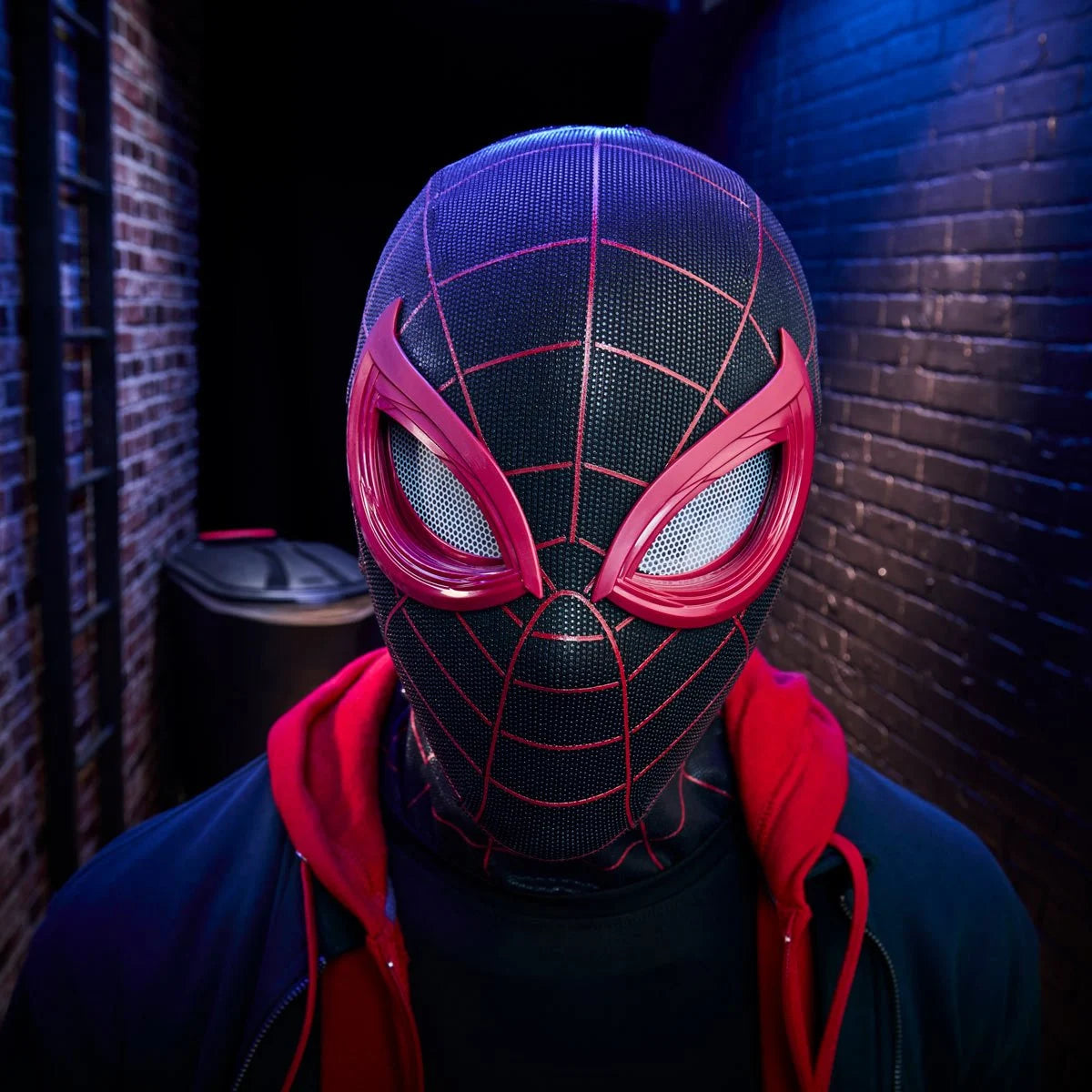 Spider-Man Marvel Legends Series Miles Morales Electronic Expressive Mask