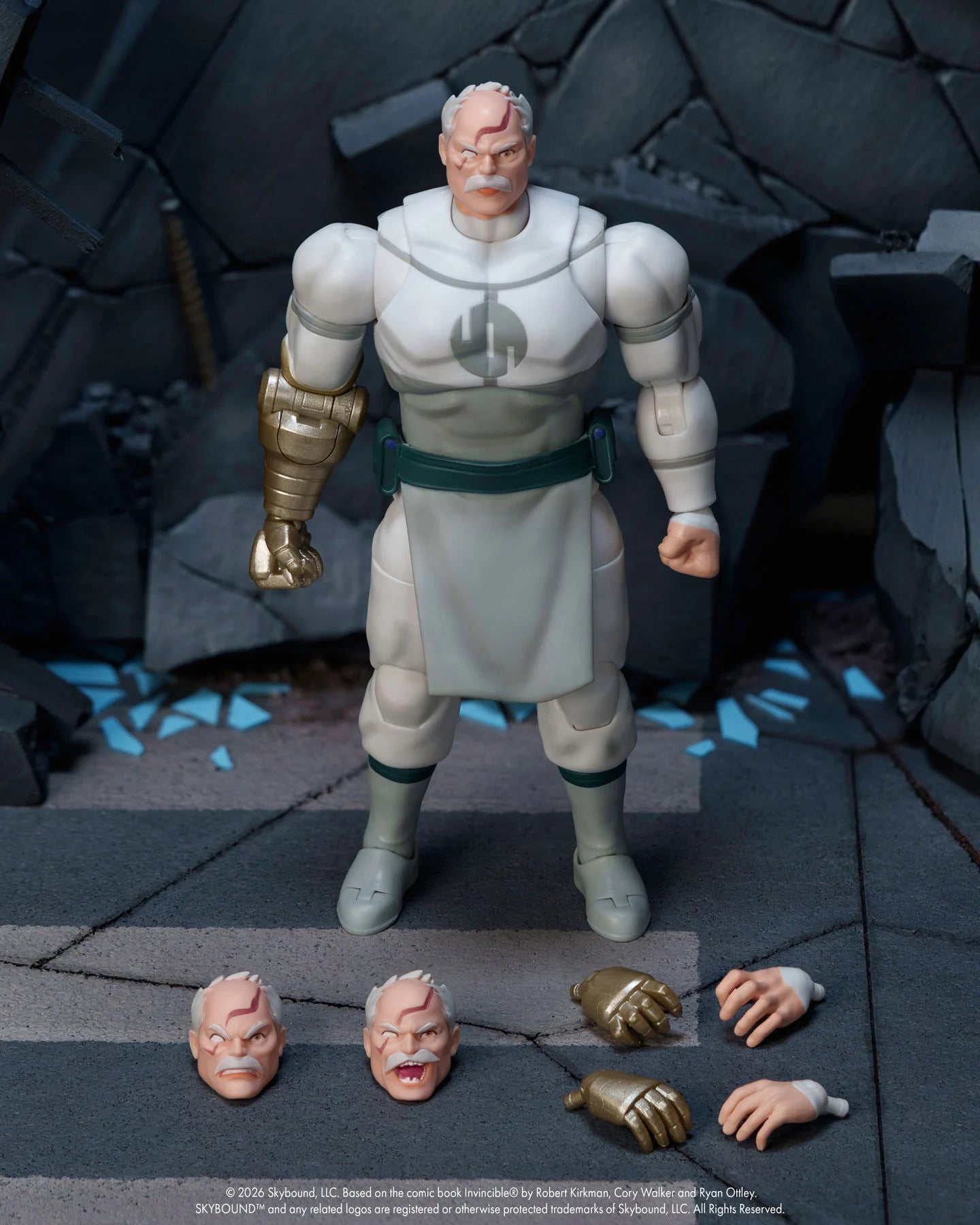 Invincible Wave 1 Conquest 6-Inch Scale Action Figure
